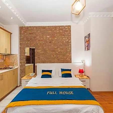 Full House Taksim Κωνσταντινούπολη