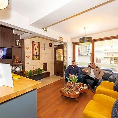فندق Full House Taksim 2*